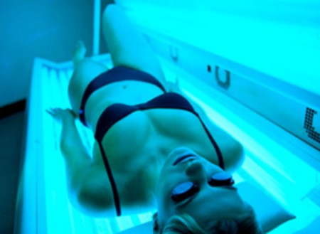 Cabine à UV dangers